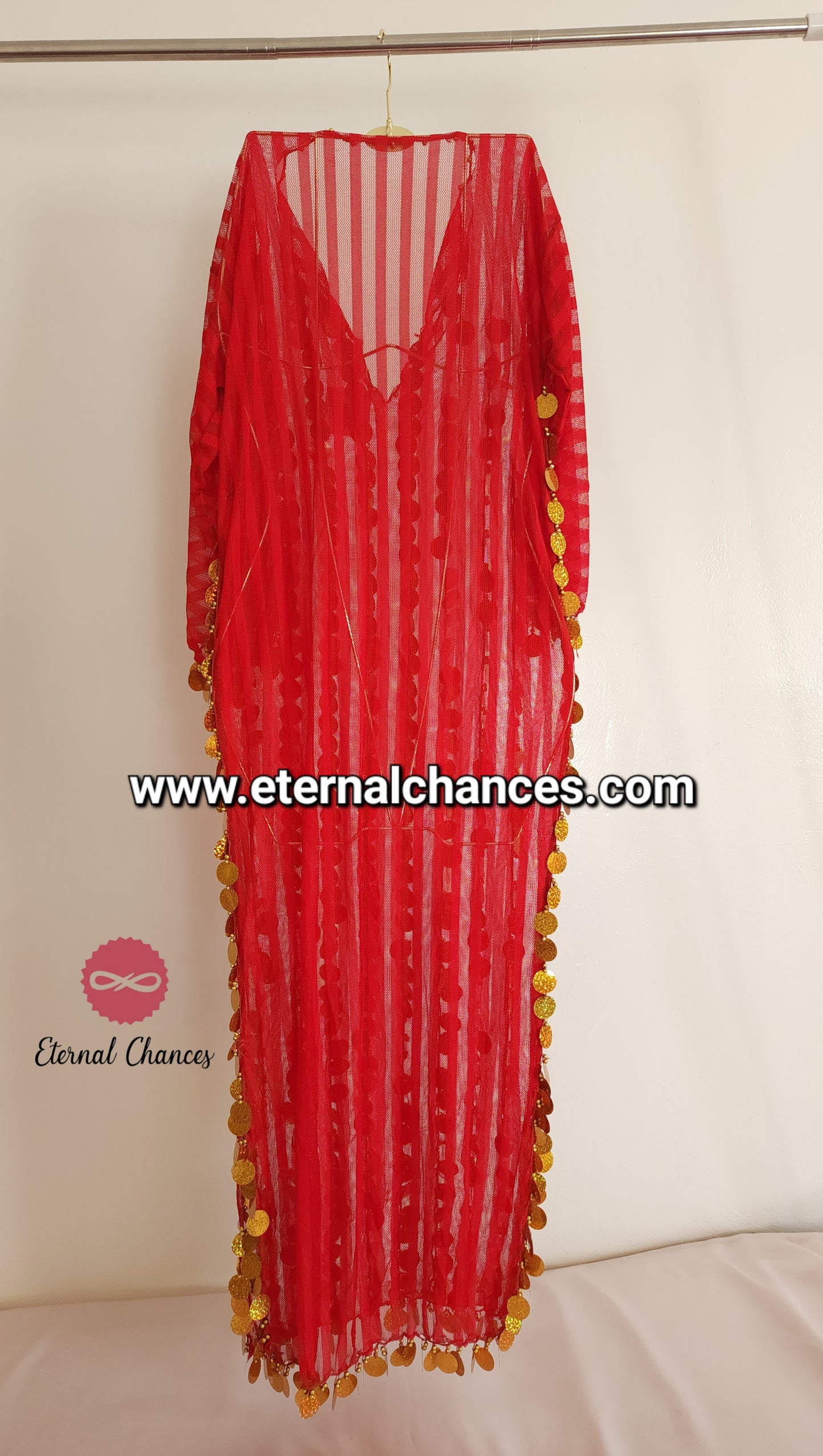 Tenue danse orientale Taille Standard rouge détaillée doré