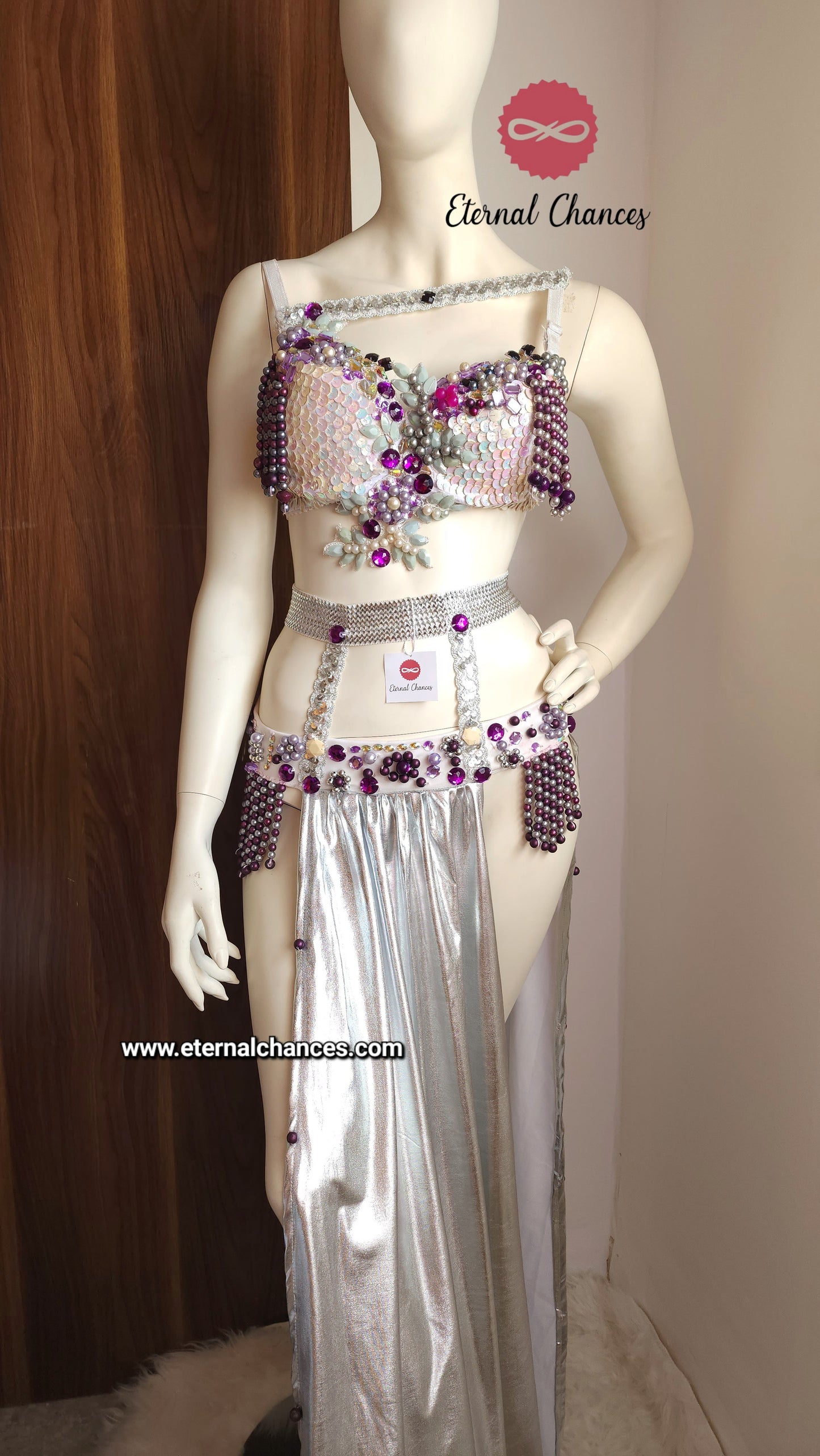 Ensemble professionnel danse orientale haute qualité Taille standard (Bonnet 75/80 B/C)