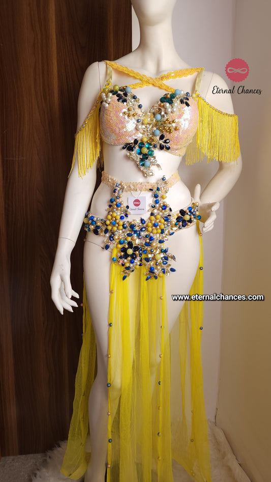 Ensemble professionnel danse orientale haute qualité Taille standard (Bonnet 75/80 B/C)