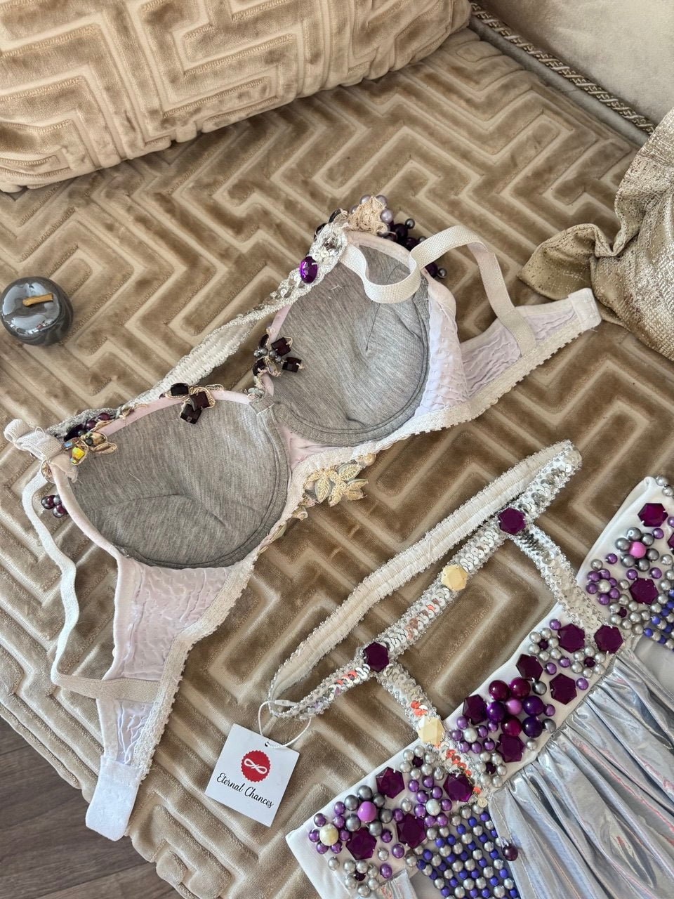 Ensemble professionnel danse orientale haute qualité Taille standard (Bonnet 75/80 B/C)