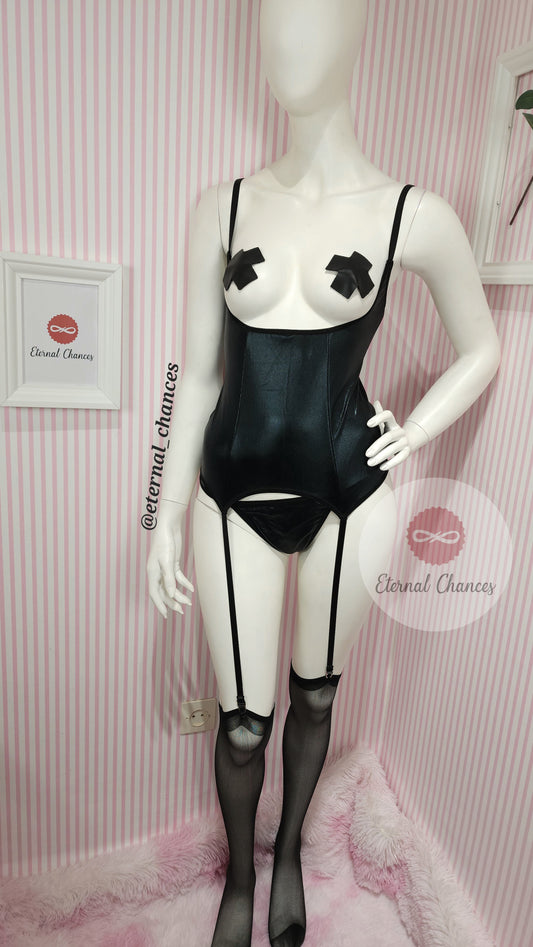 Ensemble Latex 4 pièces (guêpière+string+bas mousse+cache tétons) Taille SM