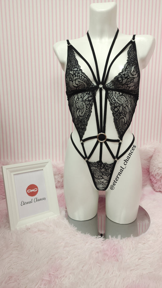 Body-lingerie à découpes 3 tailles S + M + L