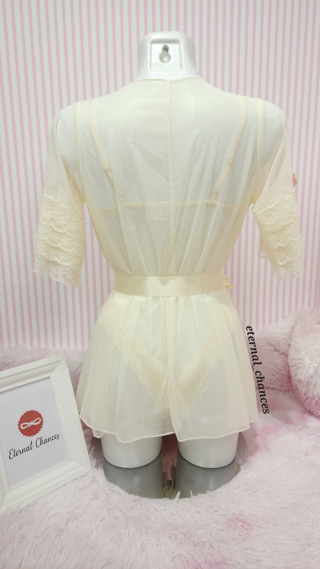 Ensemble 2 pièces bodysuit + kimono déshabillé en tulle avec dentelle taille Small