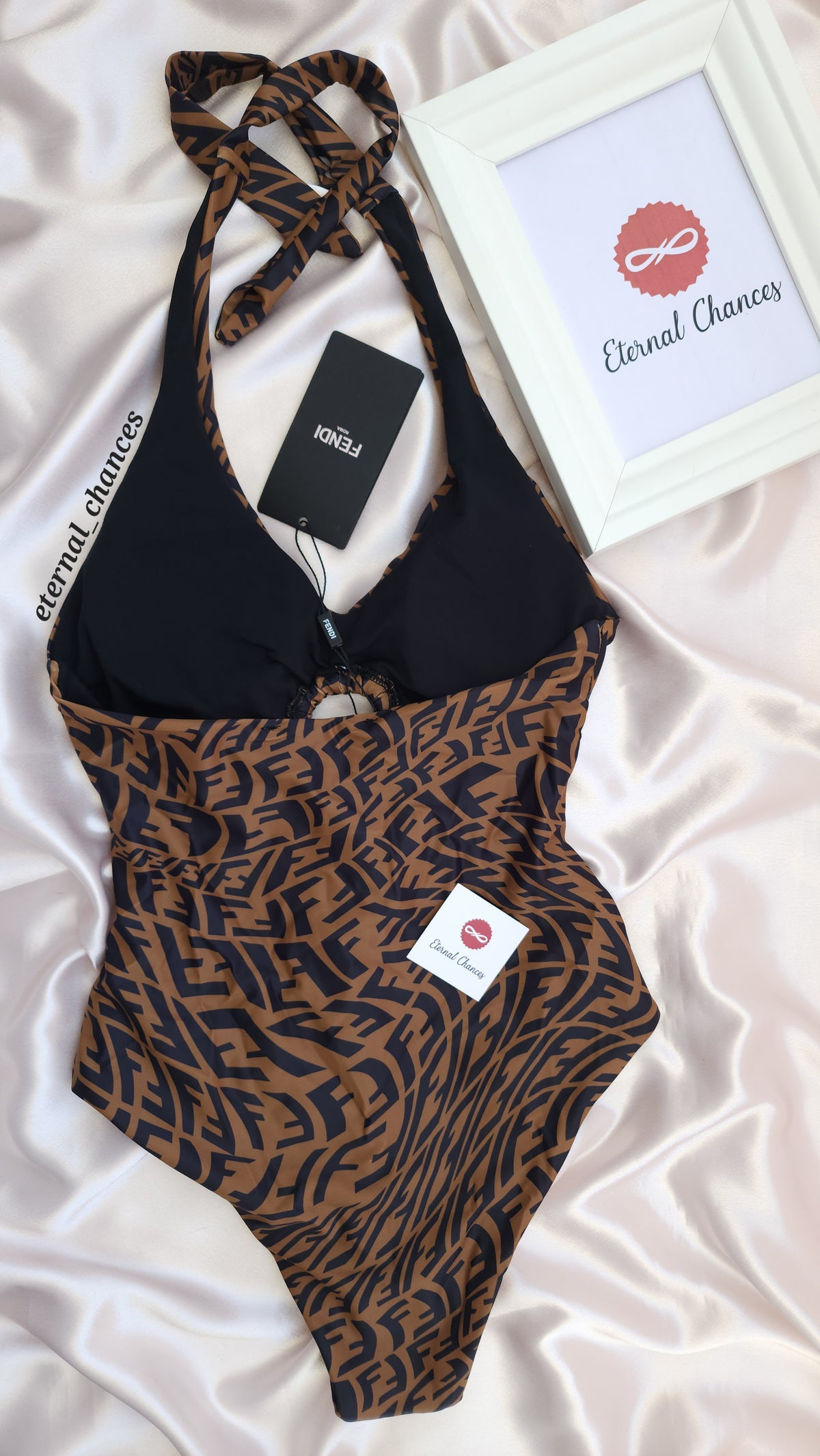 Maillot de bain rembourré "FENDI" taille S - M - L