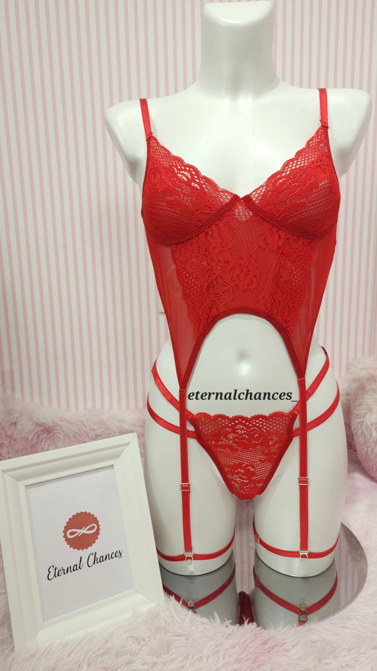 Ensemble Déshabillé 3 pièces dentelle 2 tailles SM + LXL