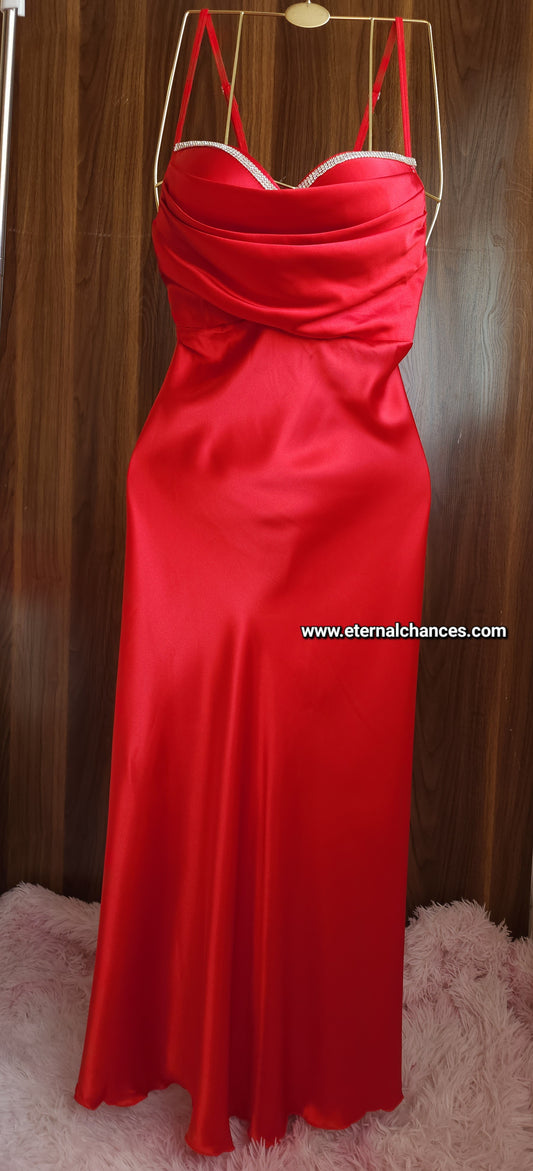Ensemble Long Mariée Glamour – Satin Rouge & Tulle Transparent Taille unique standard