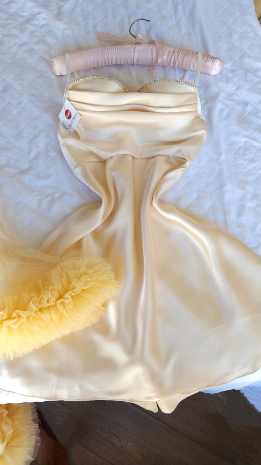 Ensemble Court Mariée Glamour – Satin Beige & Tulle Transparent Taille unique standard