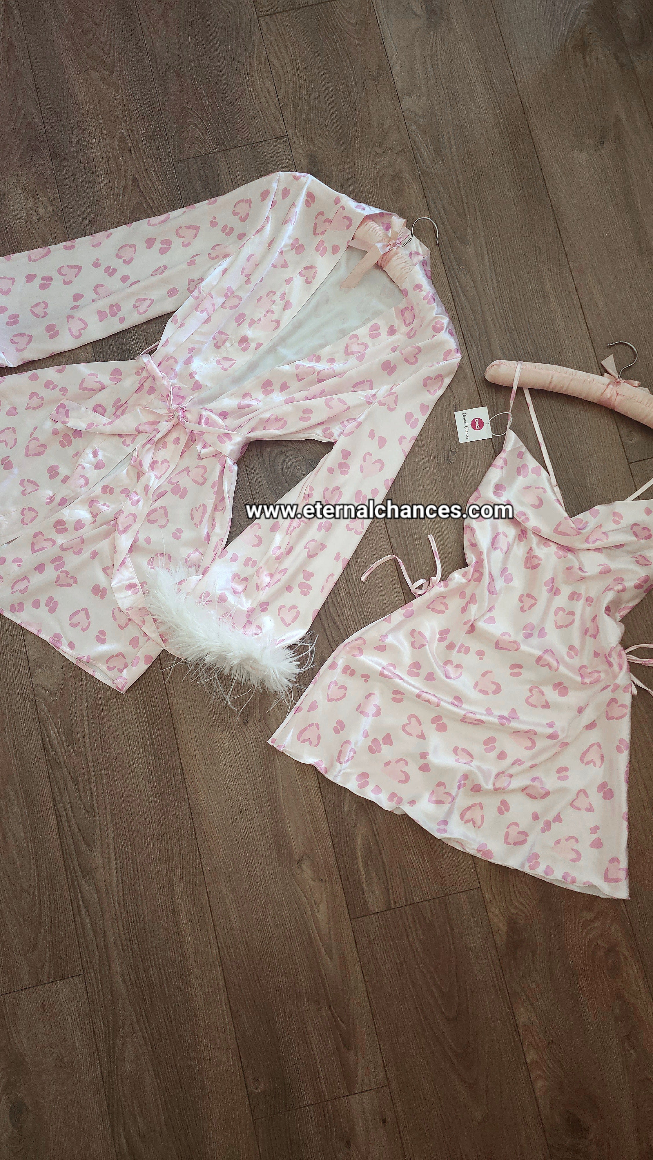 Ensemble court satiné nuisette + déshabillé taille S.M.L.XL