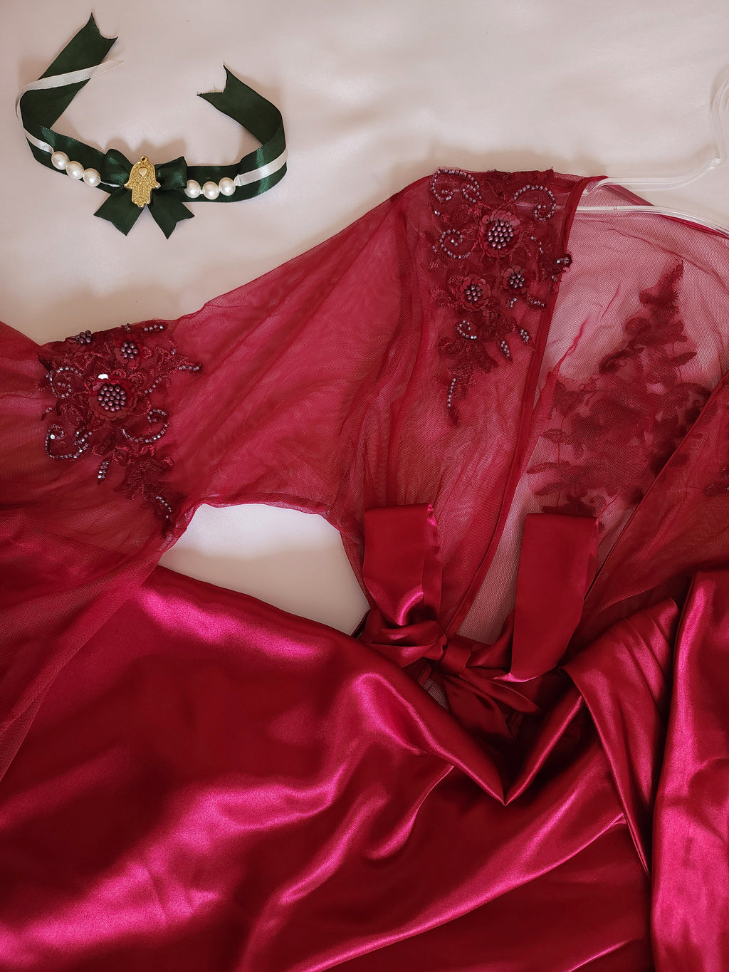 Édition Royale - Ensemble court bordeaux déshabillé + Nuisette (taille standard ajustable)