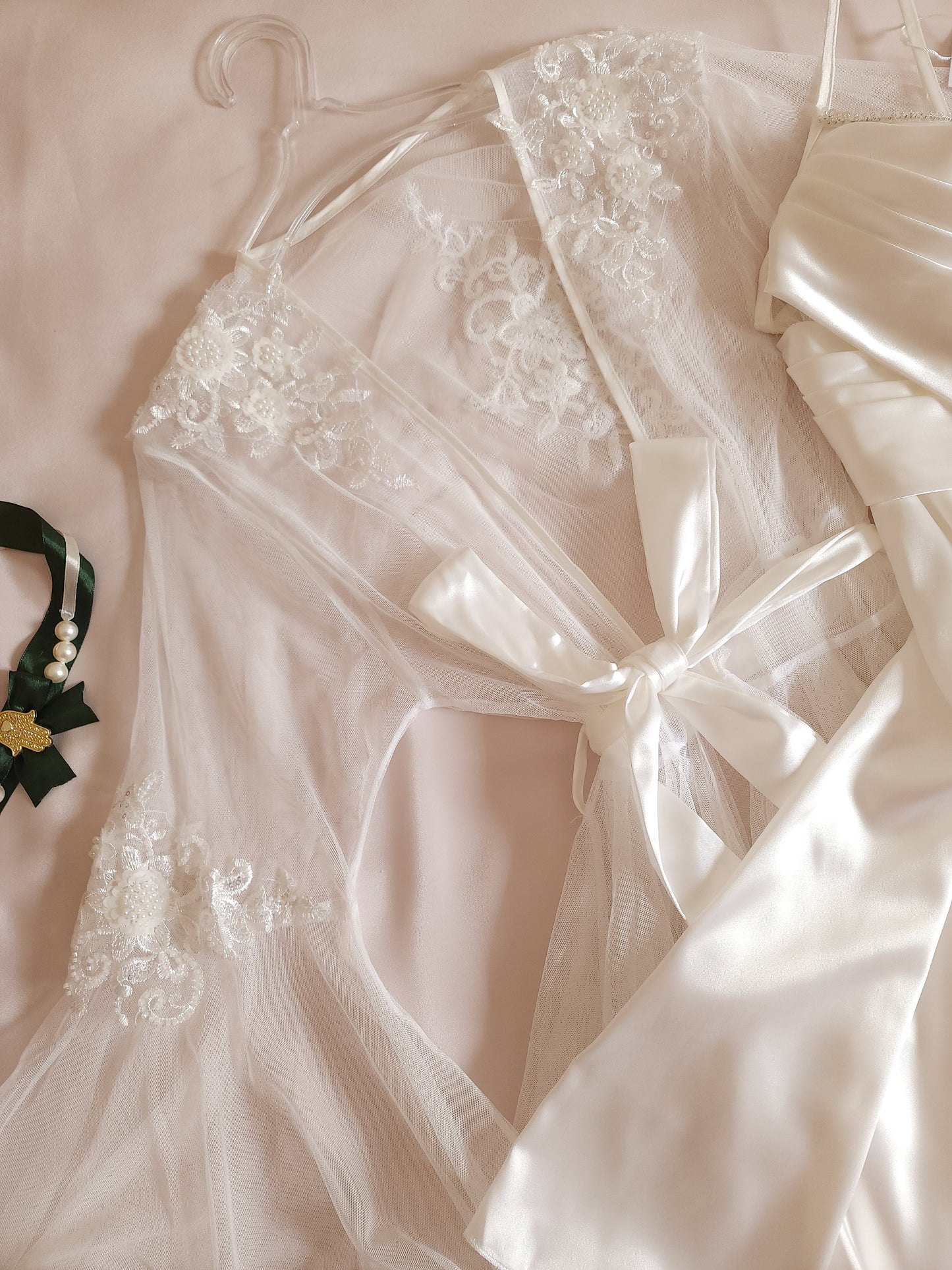 Édition Royale - Ensemble court blanc déshabillé + Nuisette (taille standard ajustable)