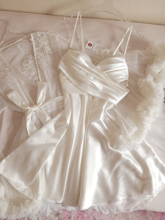 Édition Royale - Ensemble court blanc déshabillé + Nuisette (taille standard ajustable)