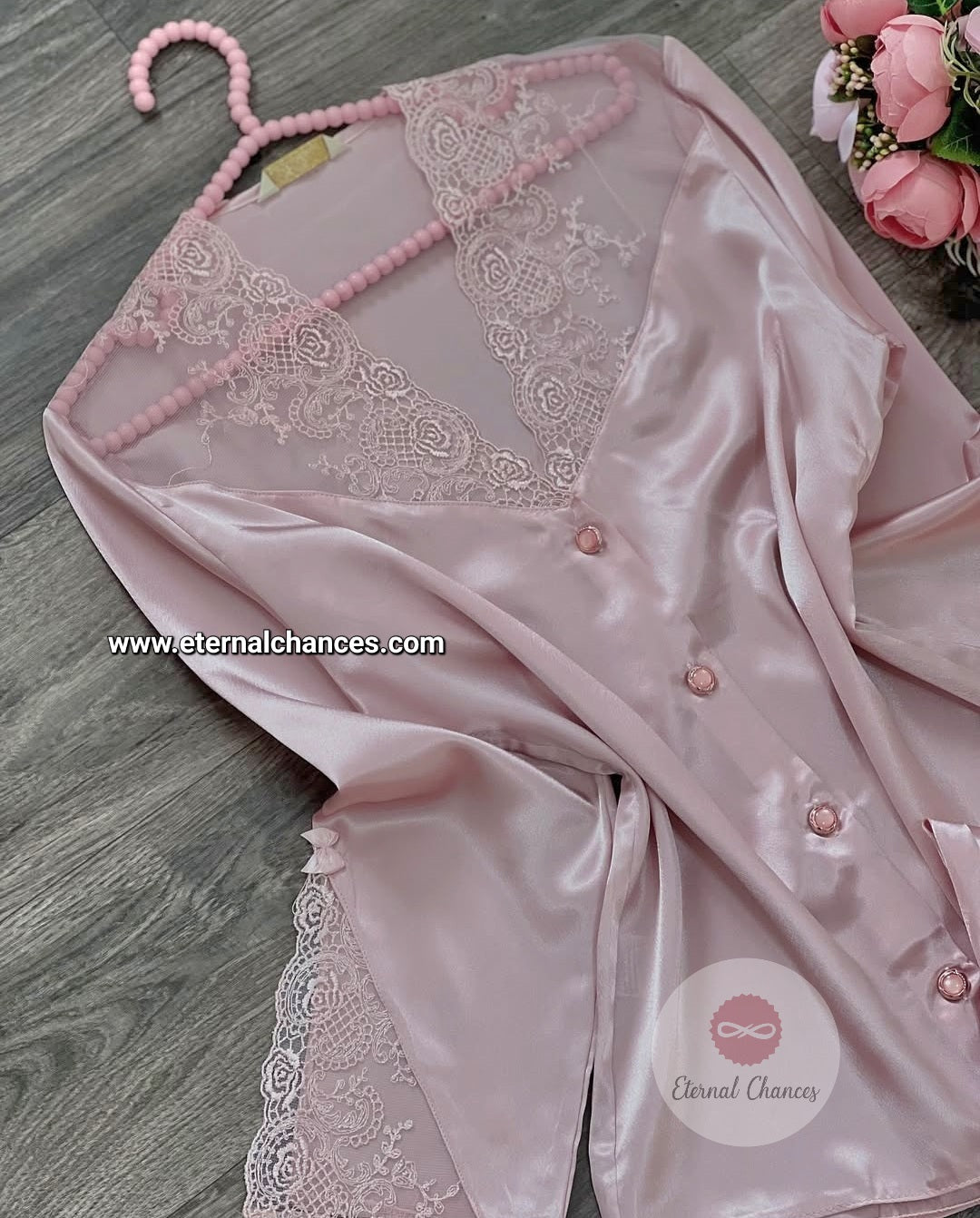 Pyjama satin dentelle Taille M L XL