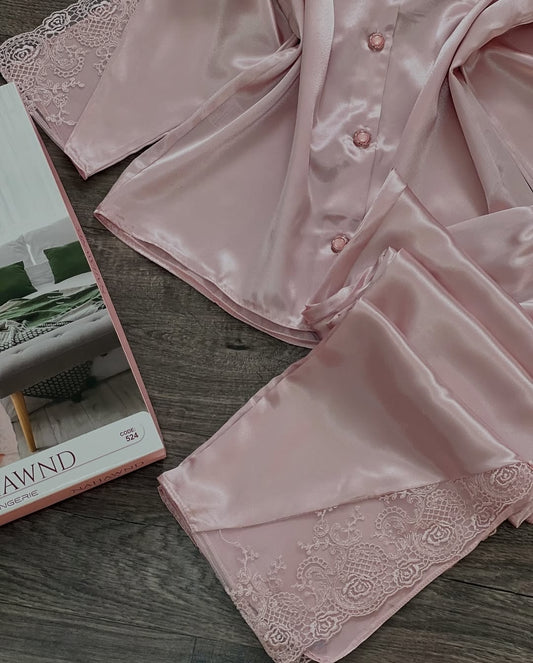 Pyjama satin dentelle Taille M L XL