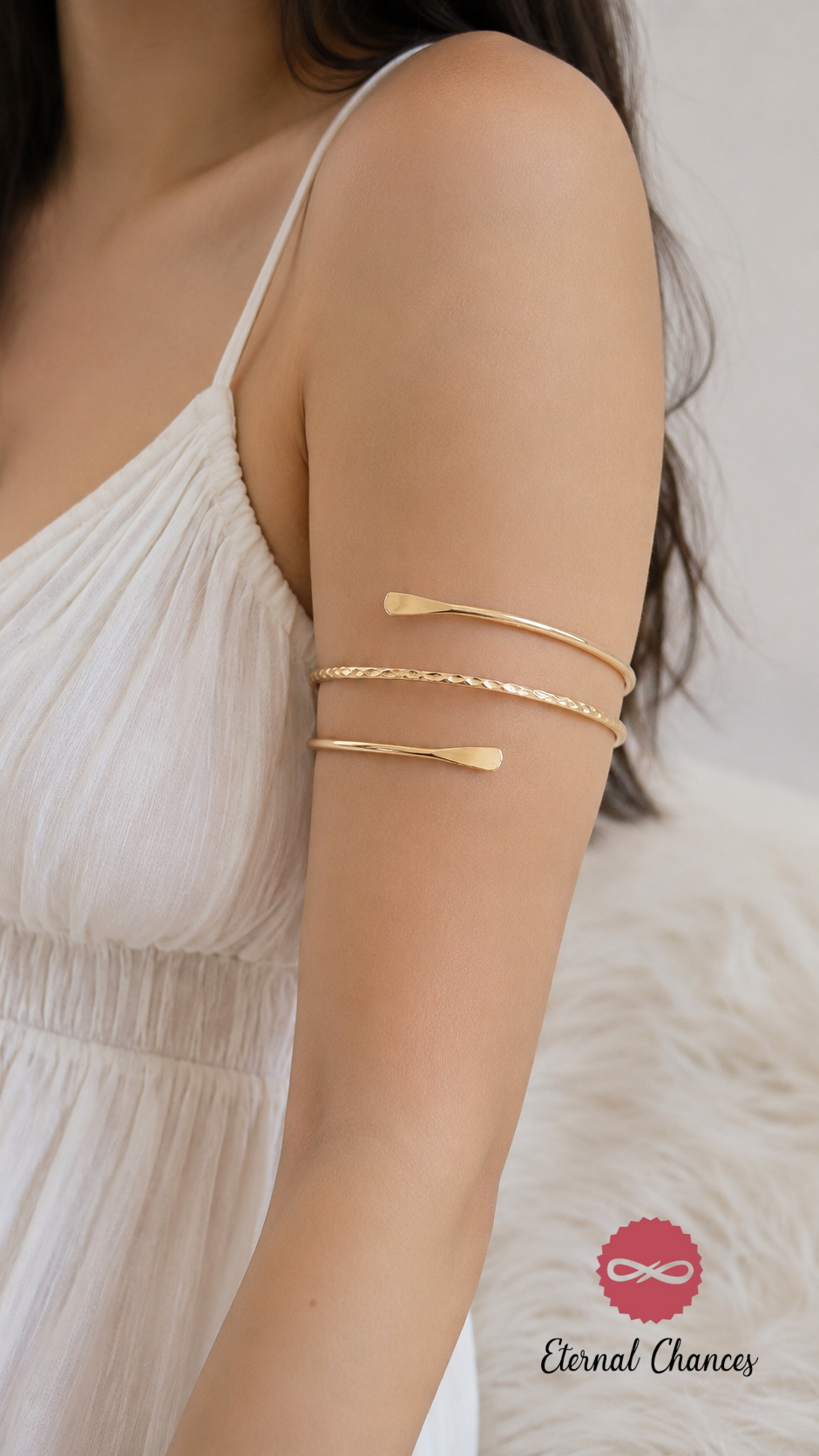 Bracelet de manchette سوار للذراع
