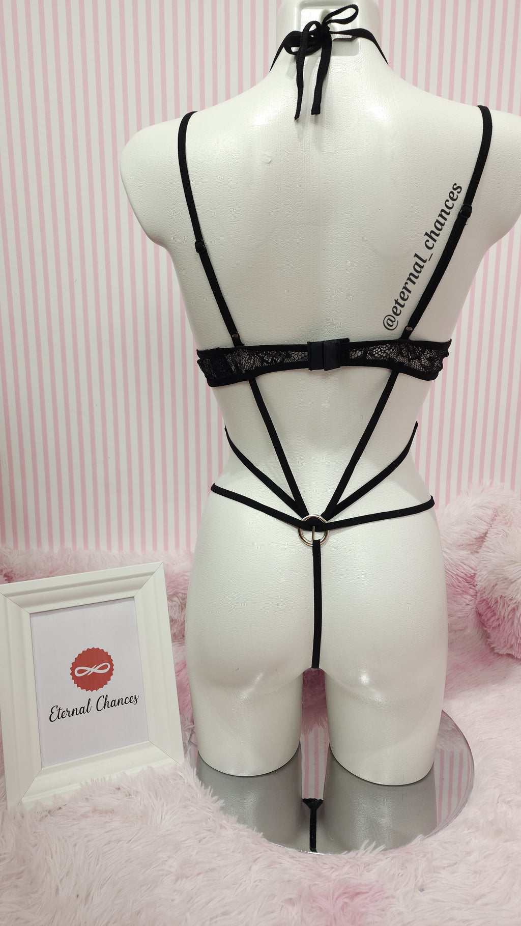Body-lingerie à découpes S + M + L